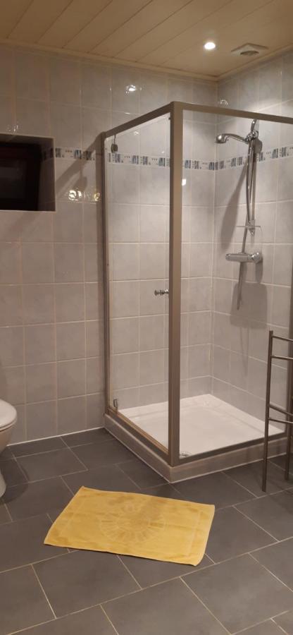 Le Blanc Moussi Apartamento Stavelot Exterior foto